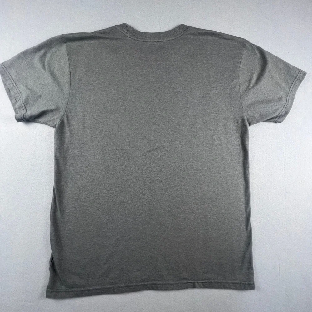 The North Face T-Shirt Mens‎ Large Gray Logo Patch Short Sleeve Gorpcore Casual